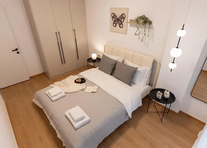 Apartment And Beautiful 2 Bedroom