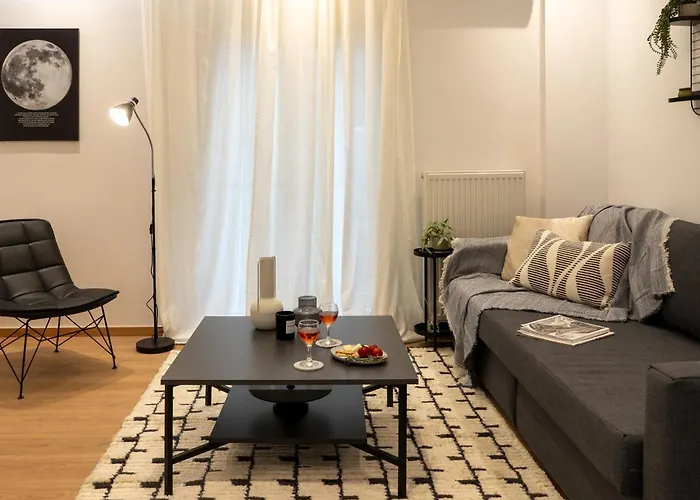 And Beautiful 2 Bedroom Διαμέρισμα Θεσσαλονίκη