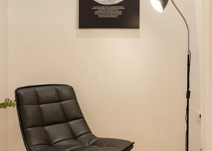 Apartment And Beautiful 2 Bedroom *