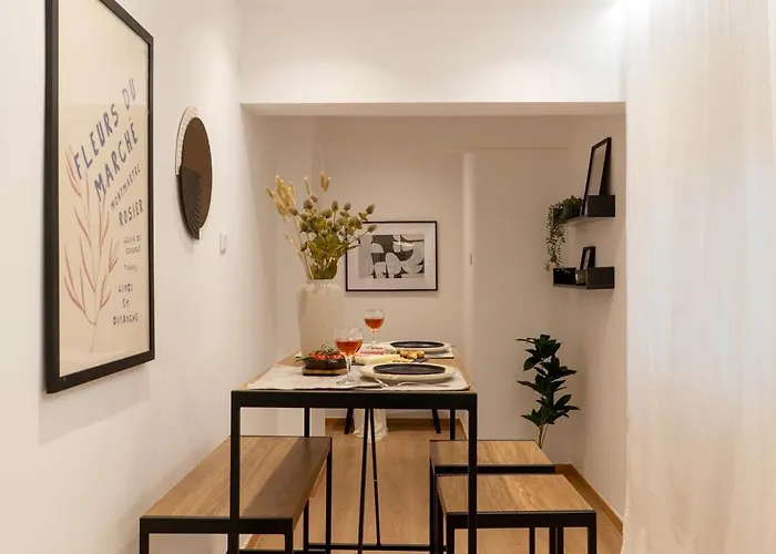 And Beautiful 2 Bedroom * Thessaloniki