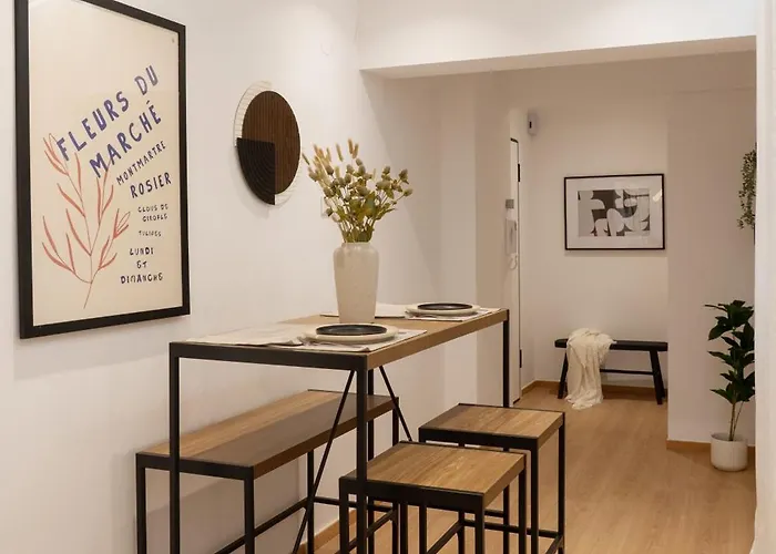 And Beautiful 2 Bedroom Διαμέρισμα *