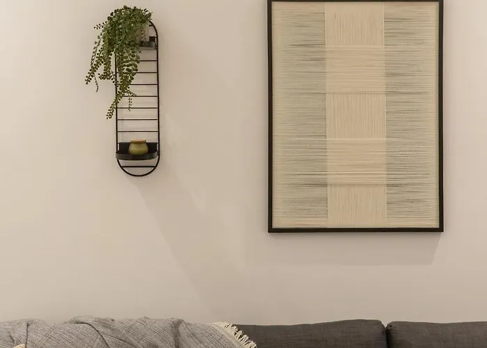 And Beautiful 2 Bedroom * Θεσσαλονίκη