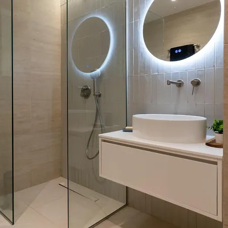 Διαμέρισμα And Beautiful 2 Bedroom *