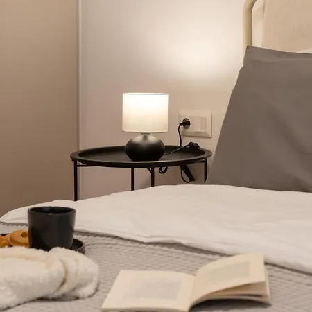 Διαμέρισμα And Beautiful 2 Bedroom Θεσσαλονίκη