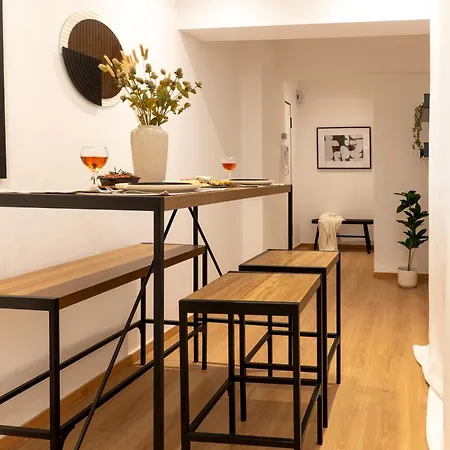 And Beautiful 2 Bedroom * Θεσσαλονίκη