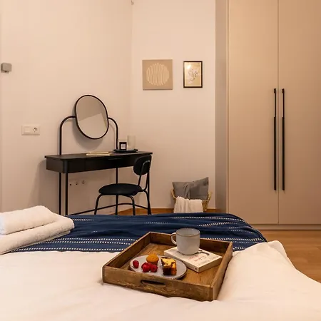 Διαμέρισμα And Beautiful 2 Bedroom Θεσσαλονίκη