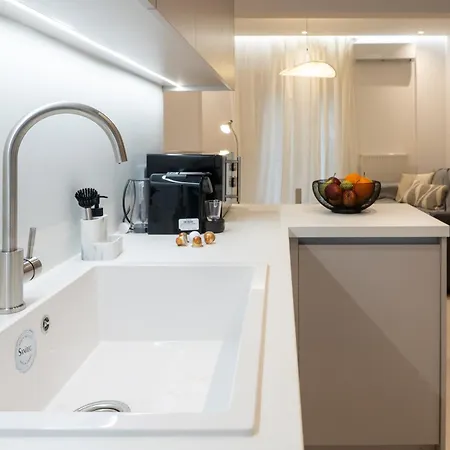 And Beautiful 2 Bedroom Διαμέρισμα