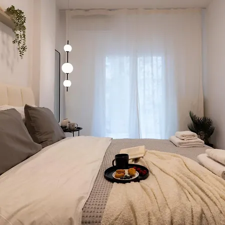 And Beautiful 2 Bedroom * Θεσσαλονίκη