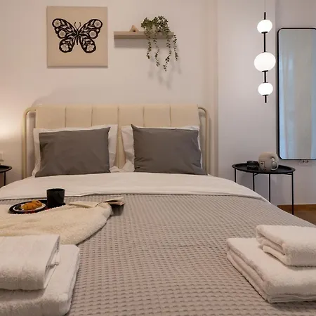 Διαμέρισμα And Beautiful 2 Bedroom