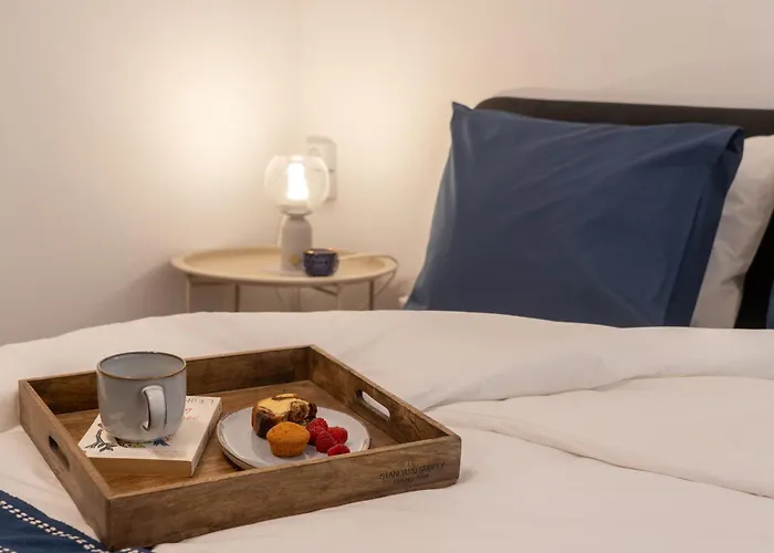 And Beautiful 2 Bedroom Apartamento *