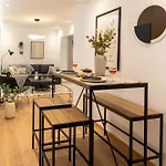Lägenhet And Beautiful 2 Bedroom