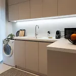 And Beautiful 2 Bedroom Lägenhet