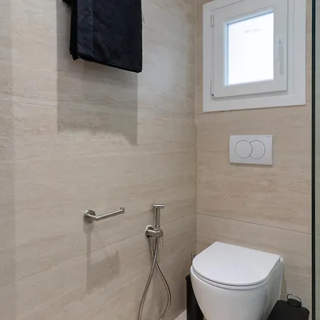 דירה And Beautiful 2 Bedroom *