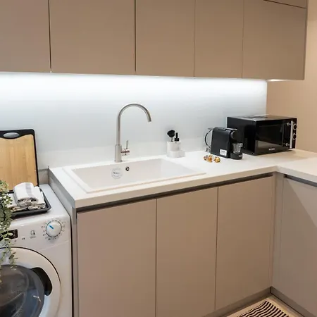 And Beautiful 2 Bedroom